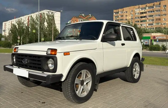 Lada Niva 1