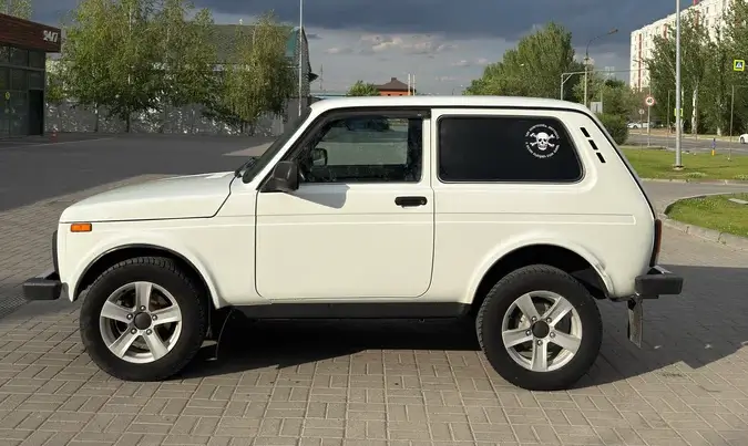 Lada Niva 3