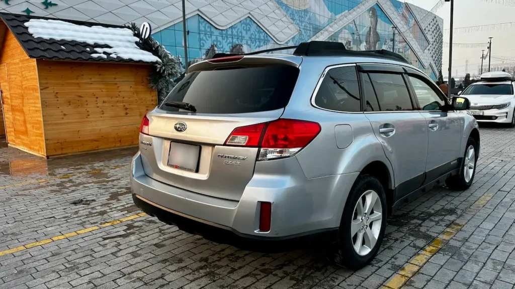Subaru Outback Silver 51